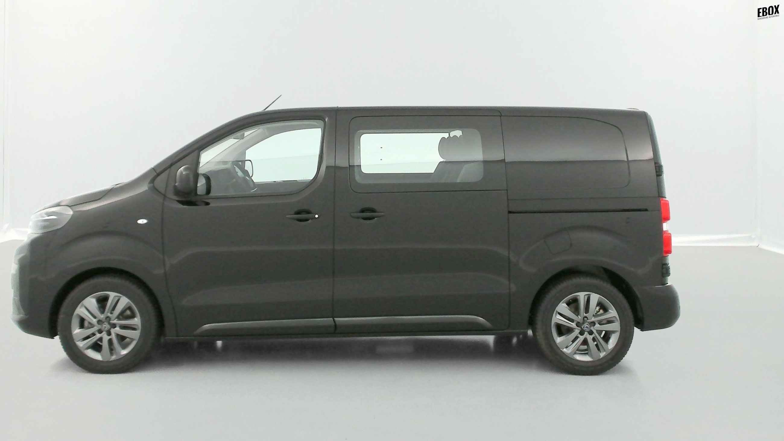 GLI00007632_p53 - PEUGEOT - EXPERT CA - 2025 - photo 4