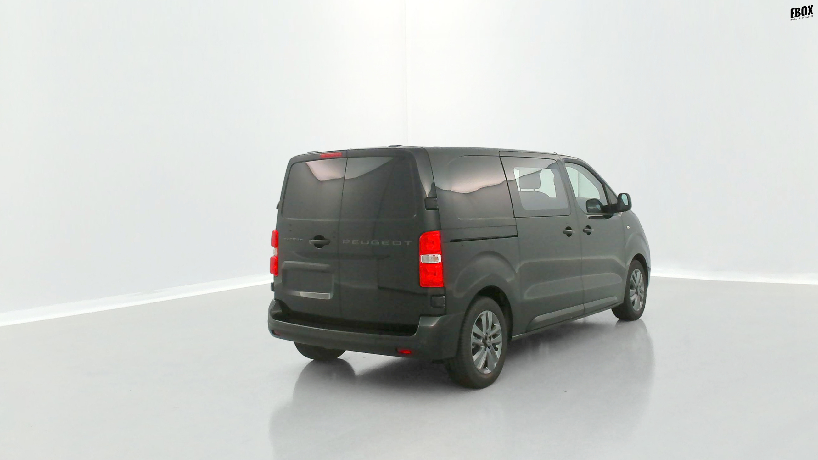 GLI00007632_p53 - PEUGEOT - EXPERT CA - 2025 - photo 20