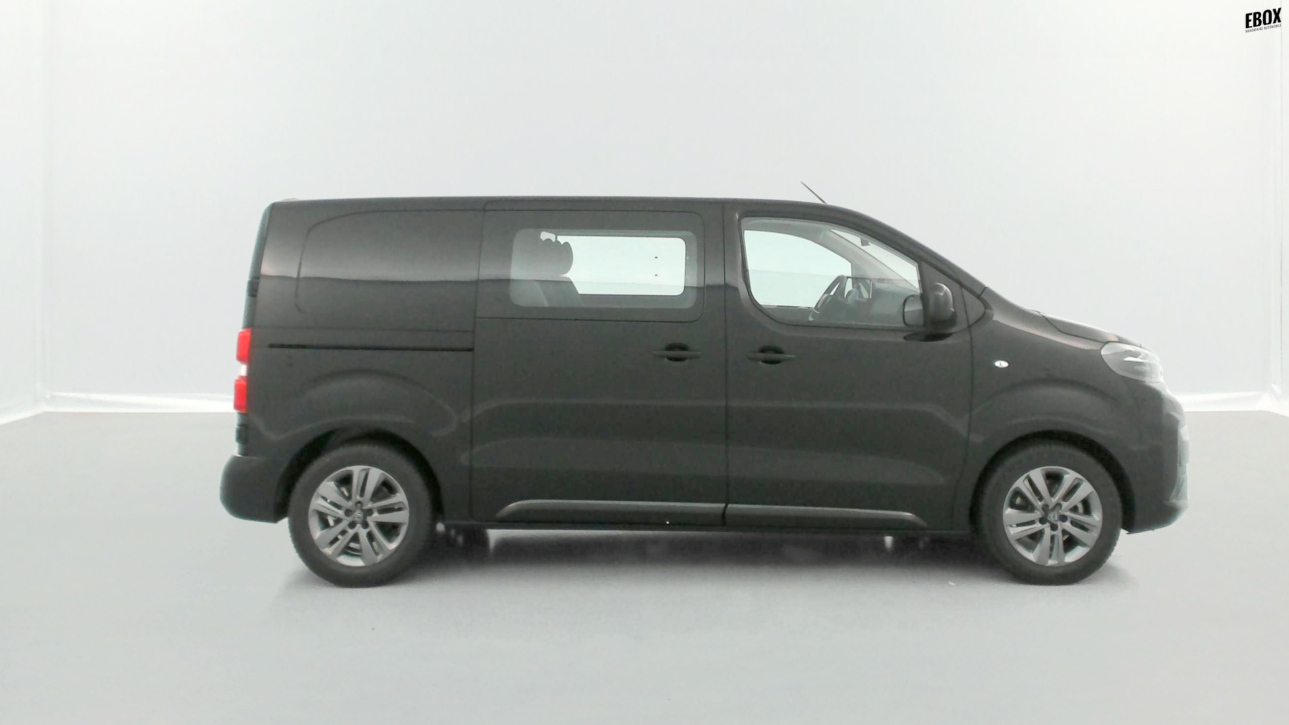 GLI00007632_p53 - PEUGEOT - EXPERT CA - 2025 - photo 21