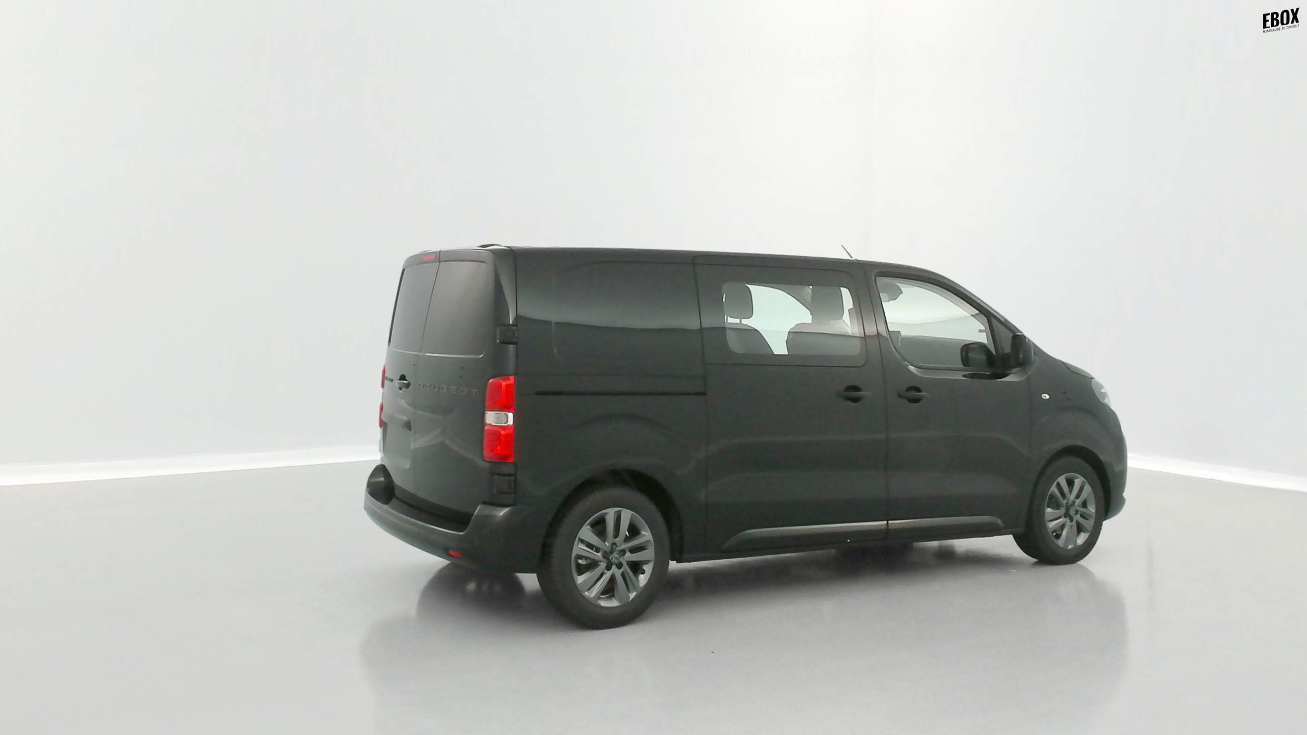 GLI00007632_p53 - PEUGEOT - EXPERT CA - 2025 - photo 24