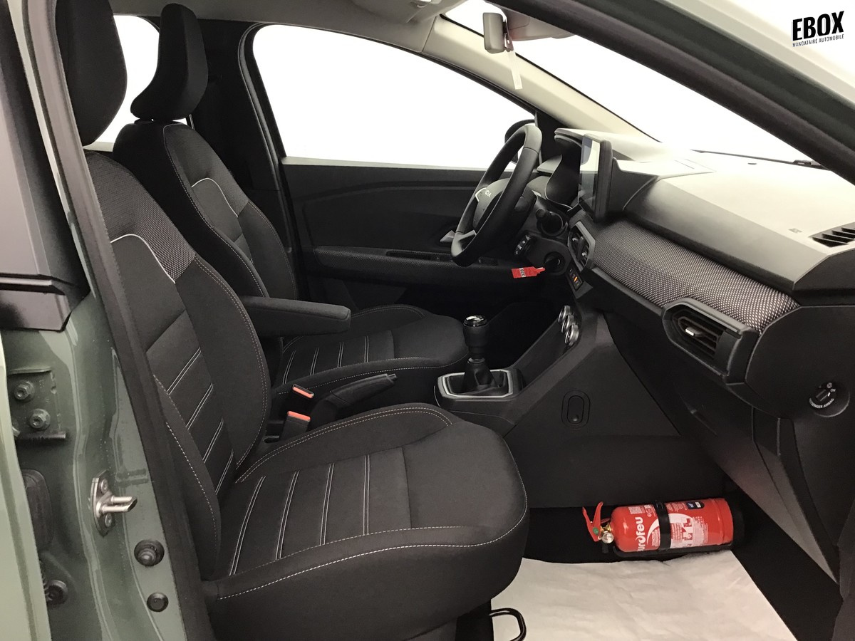 N201200_p3 - DACIA - SANDERO - 2025 - photo 6