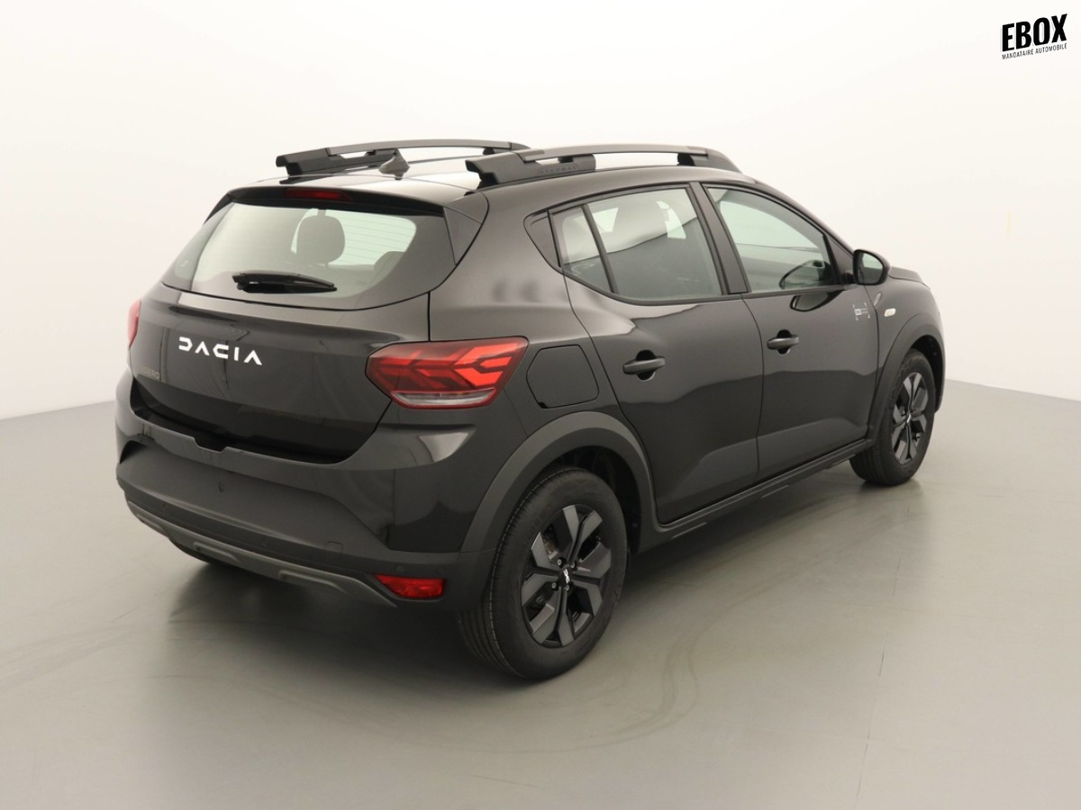 N201201_p3 - DACIA - SANDERO - 2025 - photo 2