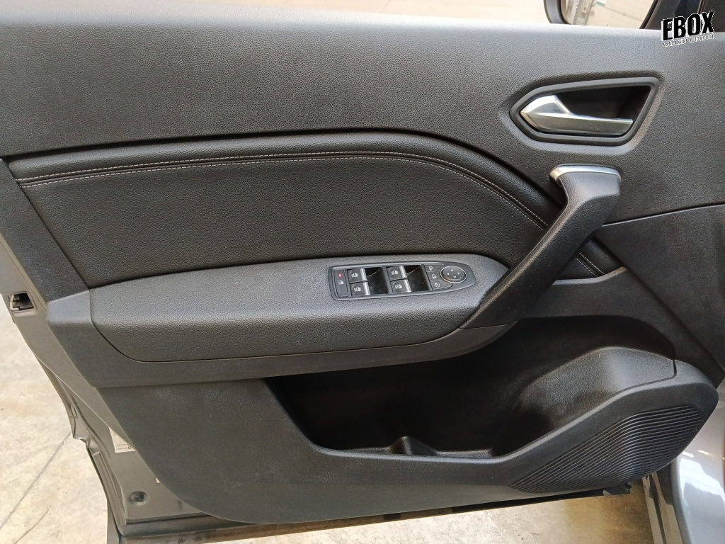 71550_p51 - RENAULT - CAPTUR - 2024 - photo 12