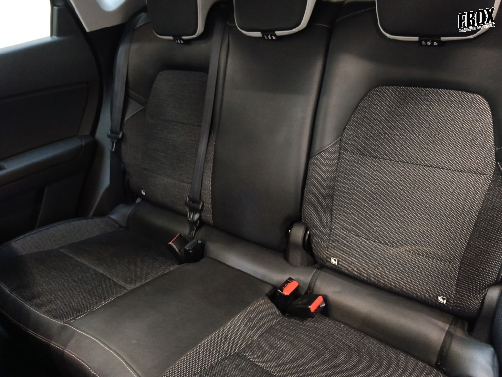 71550_p51 - RENAULT - CAPTUR - 2024 - photo 17