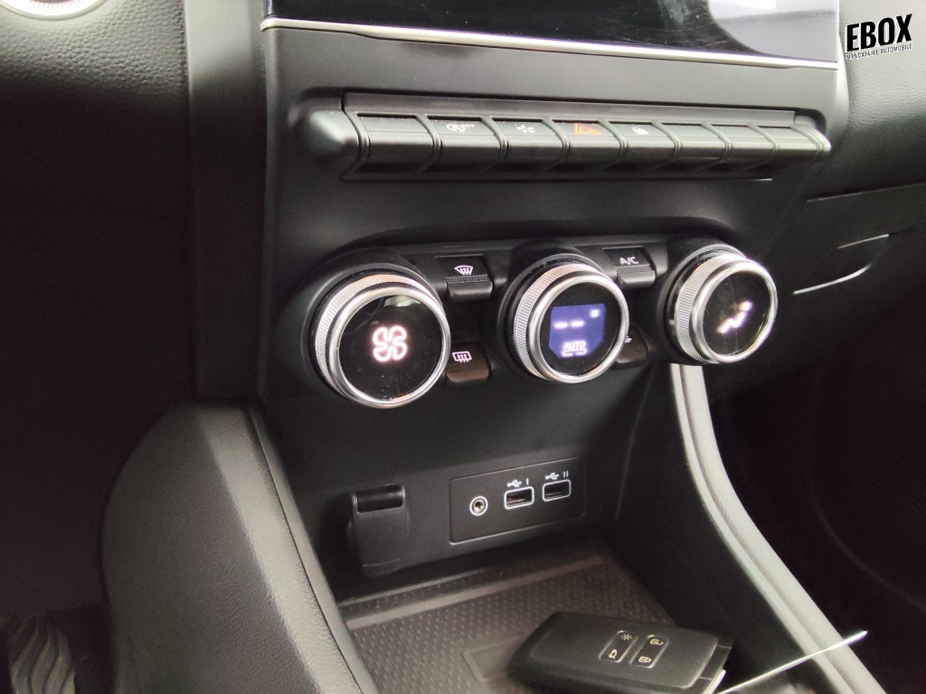 71549_p51 - RENAULT - CAPTUR - 2024 - photo 7