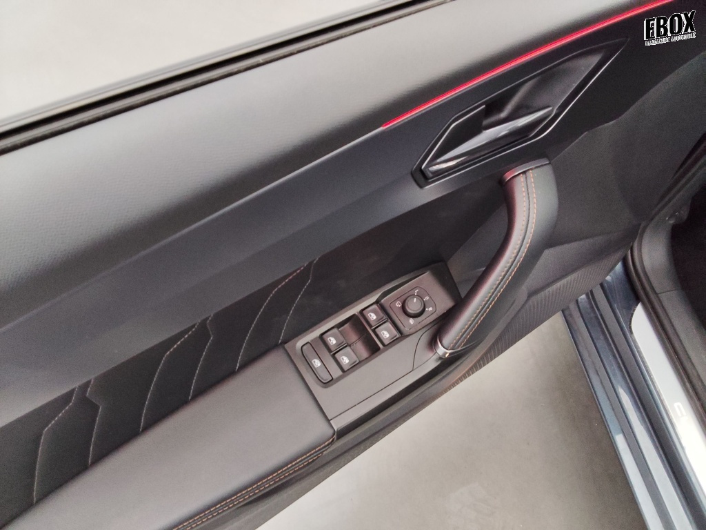 72745_p51 - CUPRA - LEON - photo 18