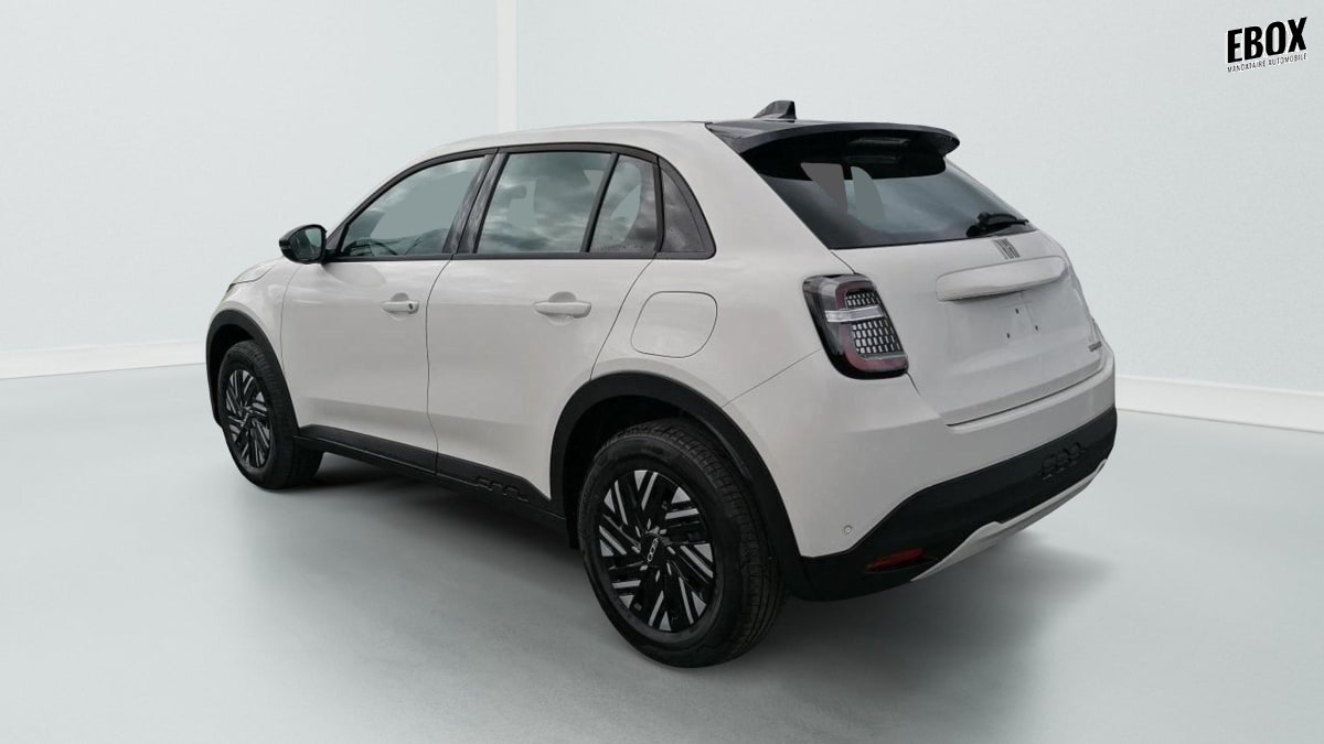 357916_p2 - FIAT - 600 - 2025 - photo 3