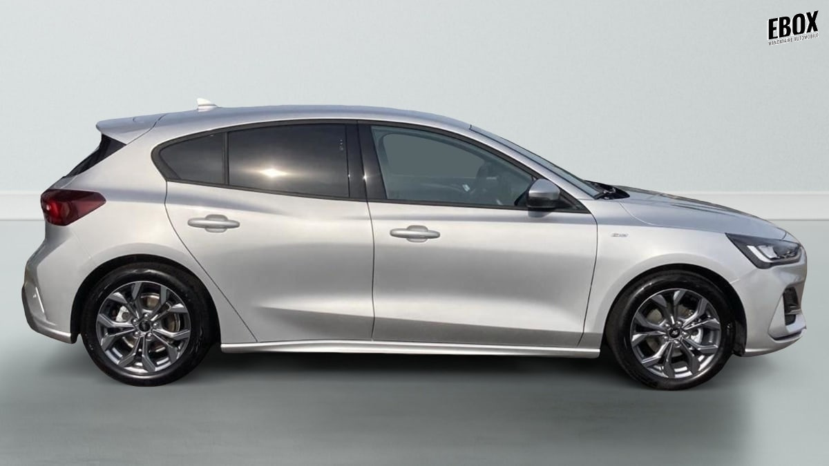 345581_p2 - FORD - FOCUS - 2025 - photo 5