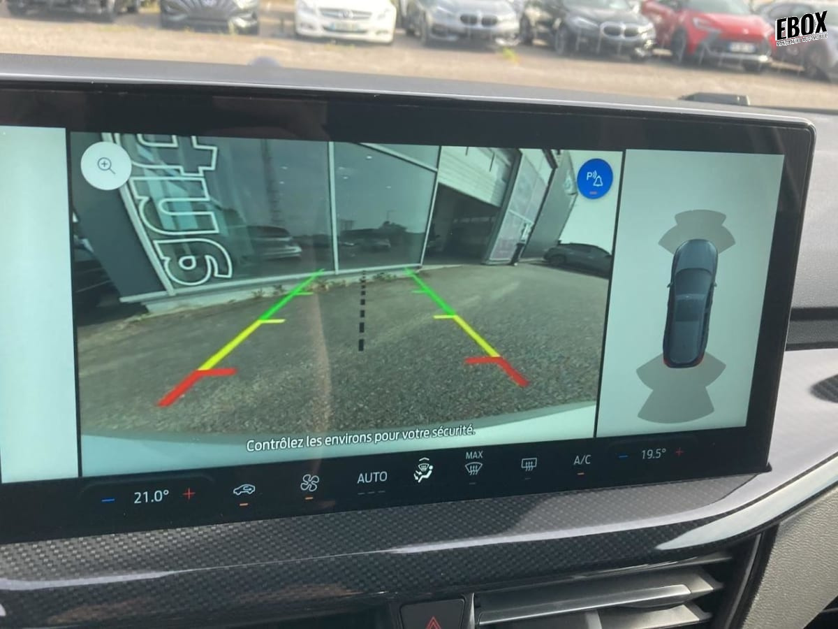 345581_p2 - FORD - FOCUS - 2025 - photo 8