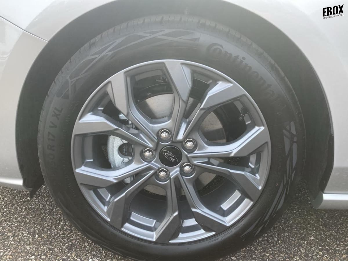 345581_p2 - FORD - FOCUS - 2025 - photo 6