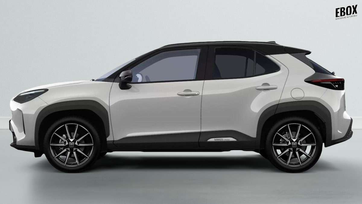 366973_p2 - TOYOTA - YARIS CROSS - 2025 - photo 2