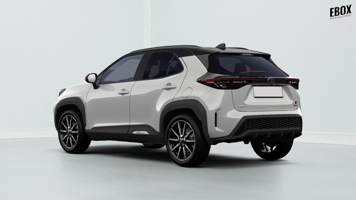 366973_p2 - TOYOTA - YARIS CROSS - 2025 - photo 3