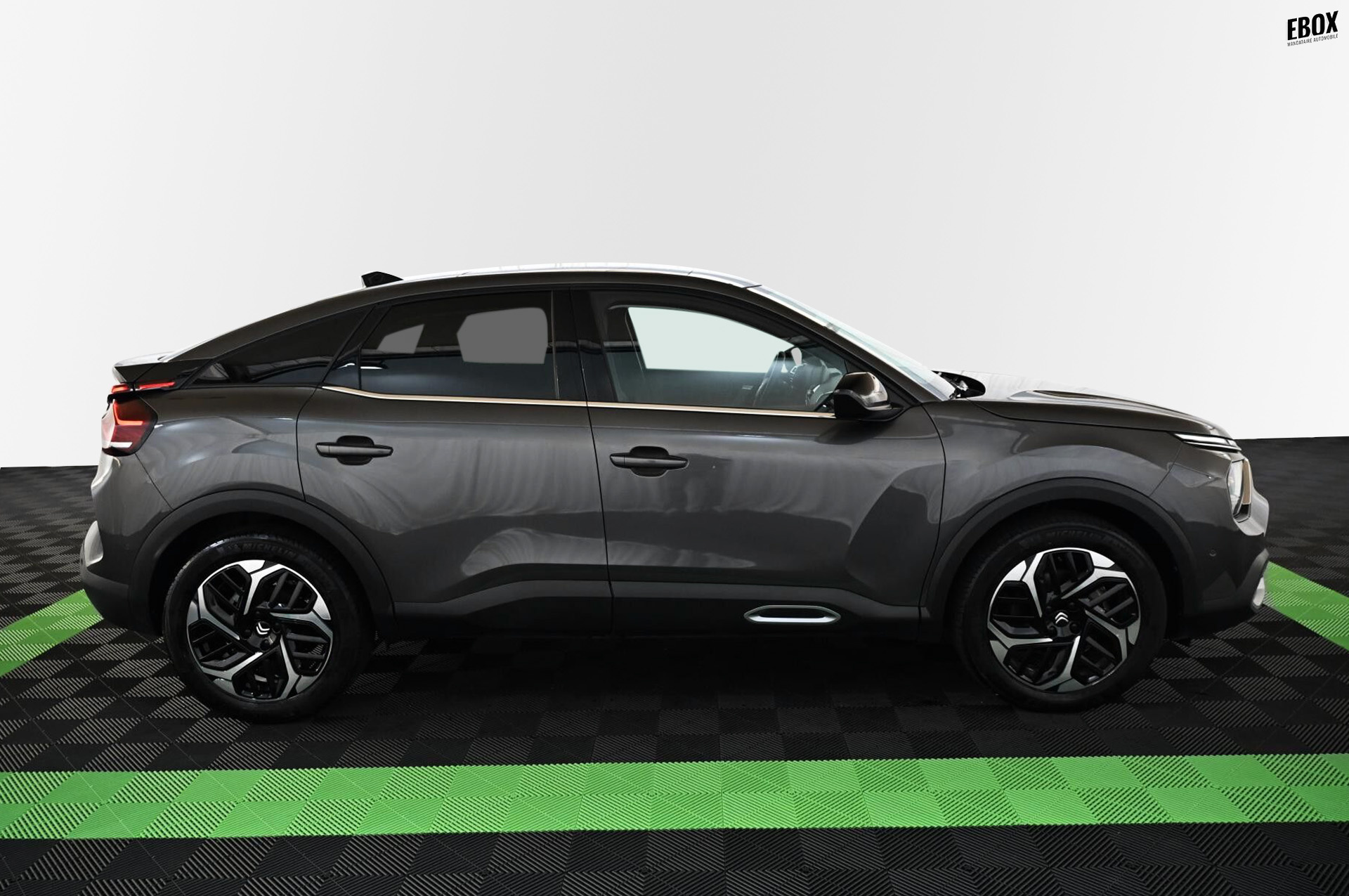 18636_p35 - CITROEN - C4 - 2024 - photo 7