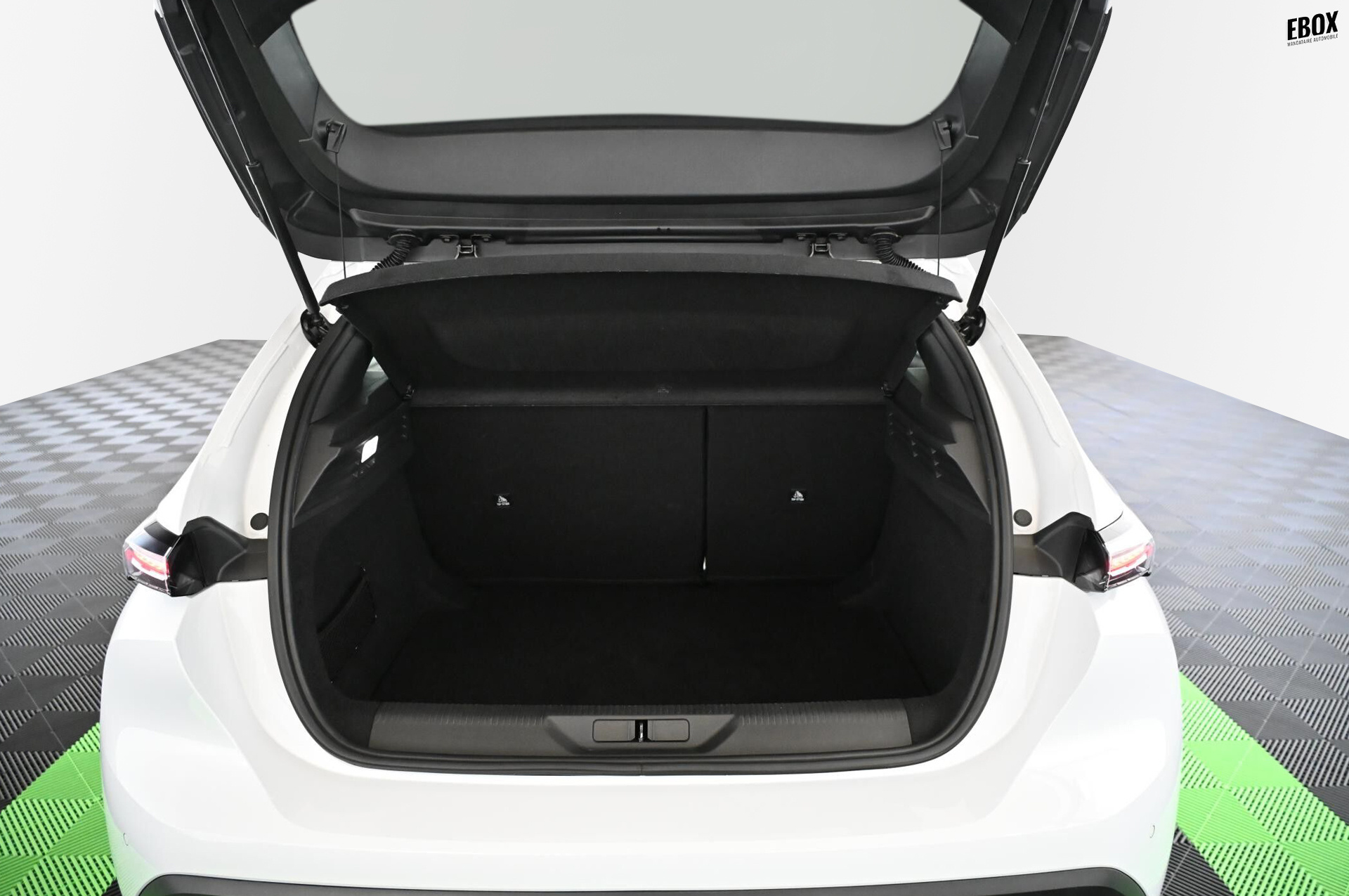 18701_p35 - PEUGEOT - 308 - 2024 - photo 33