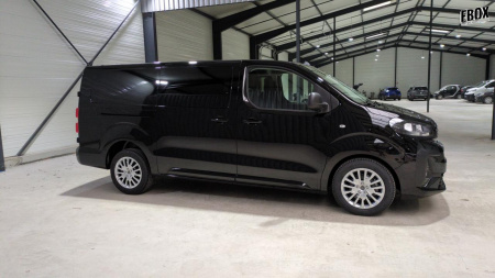 46397_p28 - PEUGEOT - EXPERT - 2025