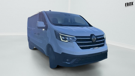 364974_p2 - RENAULT - TRAFIC - 2025