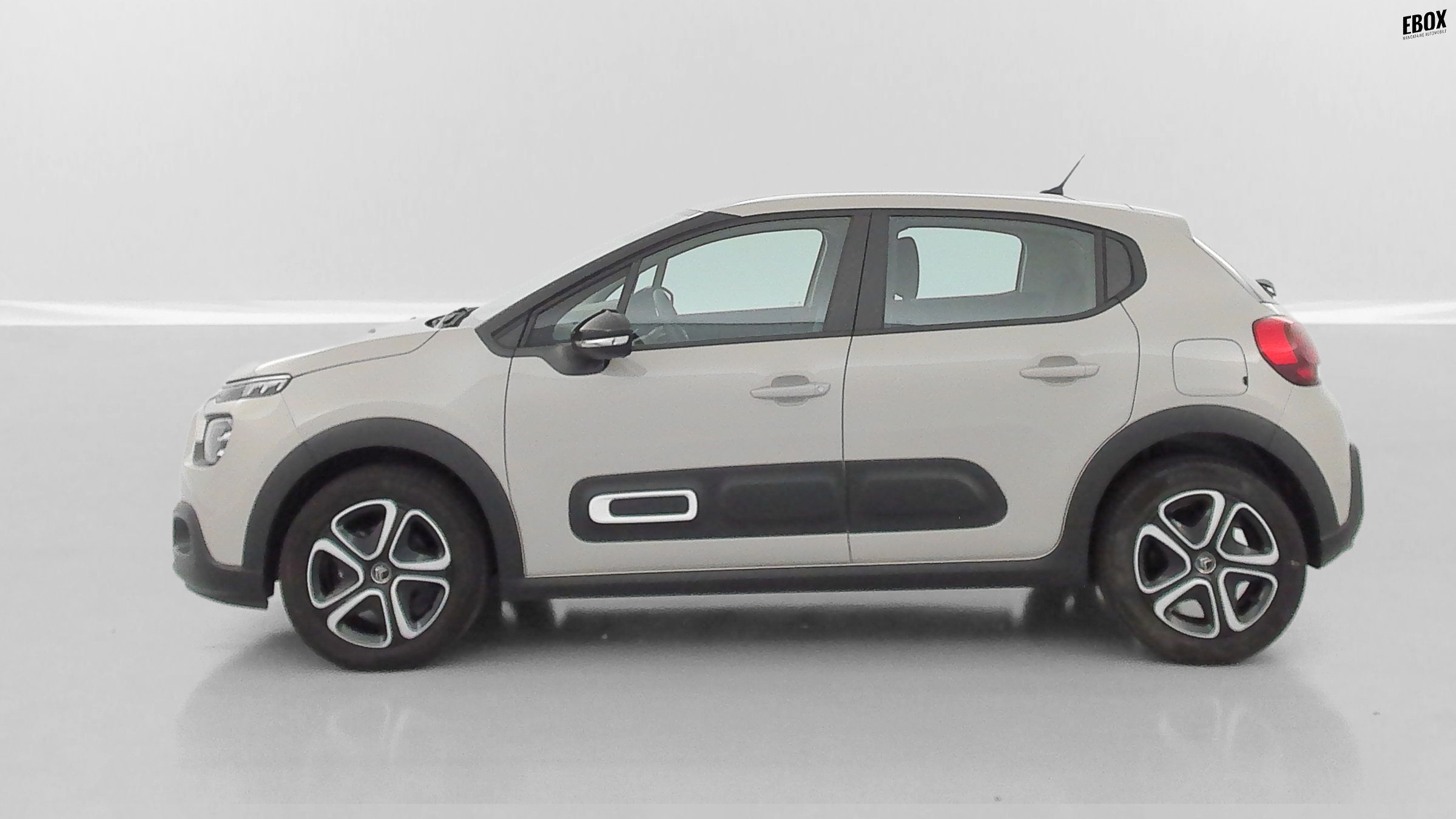 GLI00002494_p53 - CITROEN - C3 - 2023 - photo 4