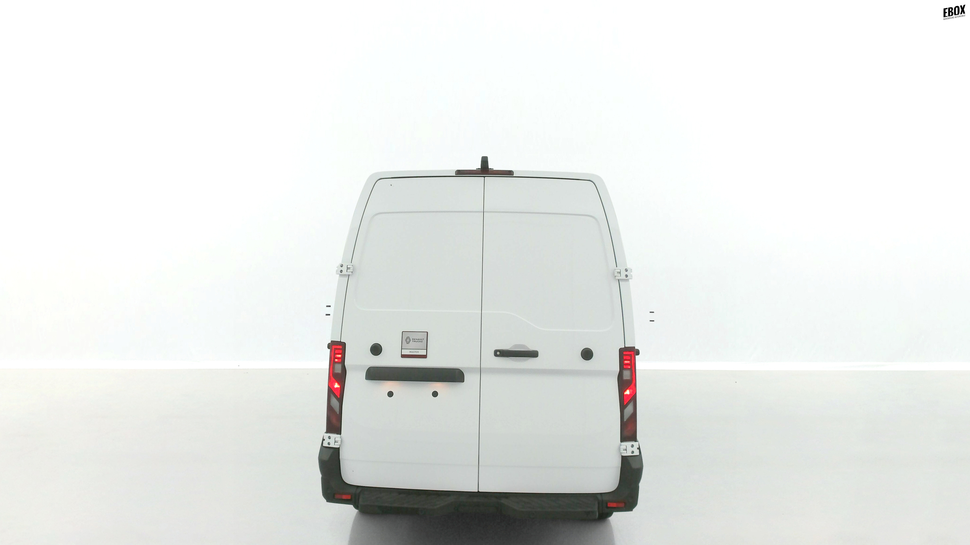 GLI00007111_p53 - RENAULT - MASTER - 2025 - photo 16