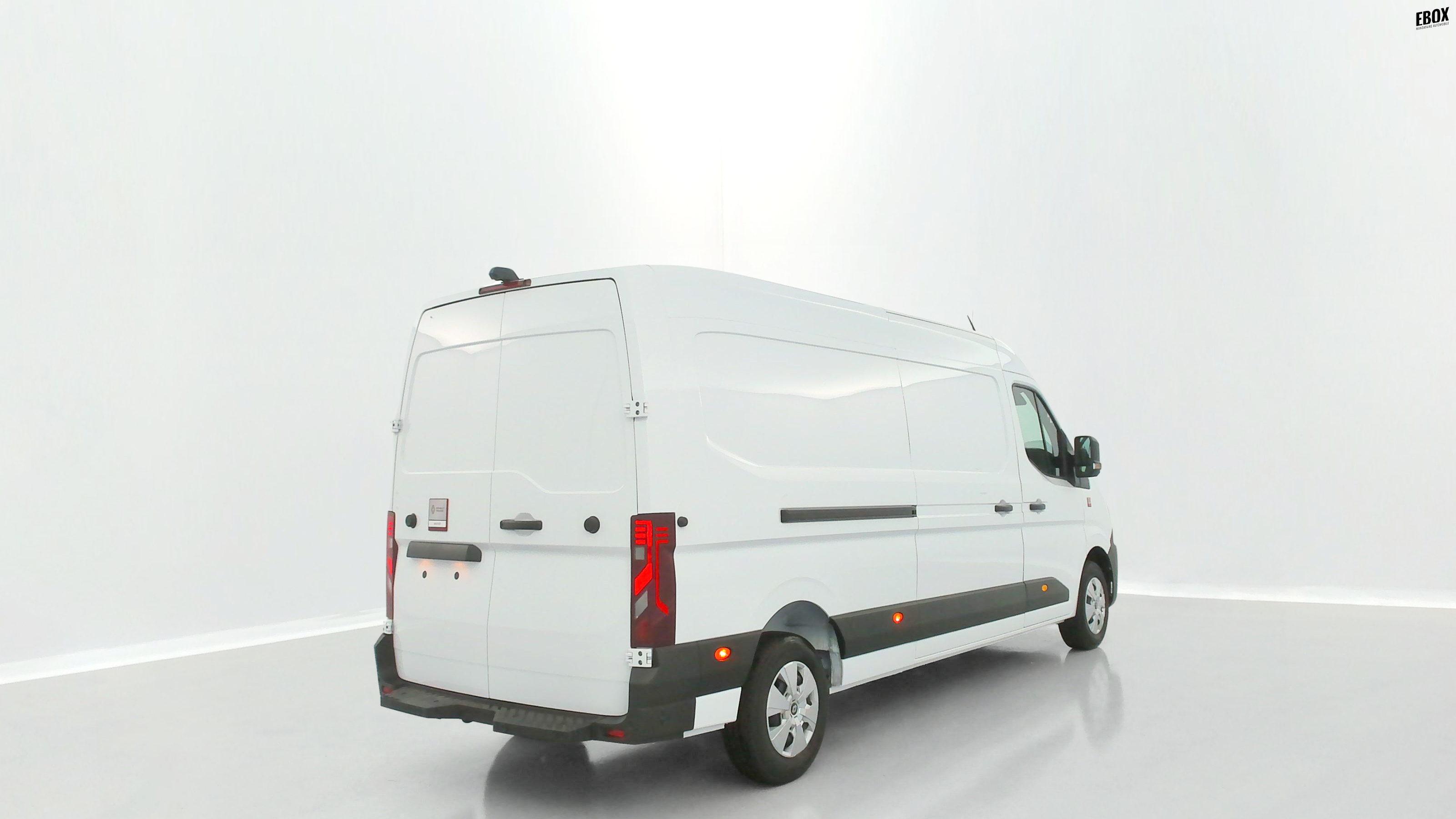 GLI00007111_p53 - RENAULT - MASTER - 2025 - photo 17