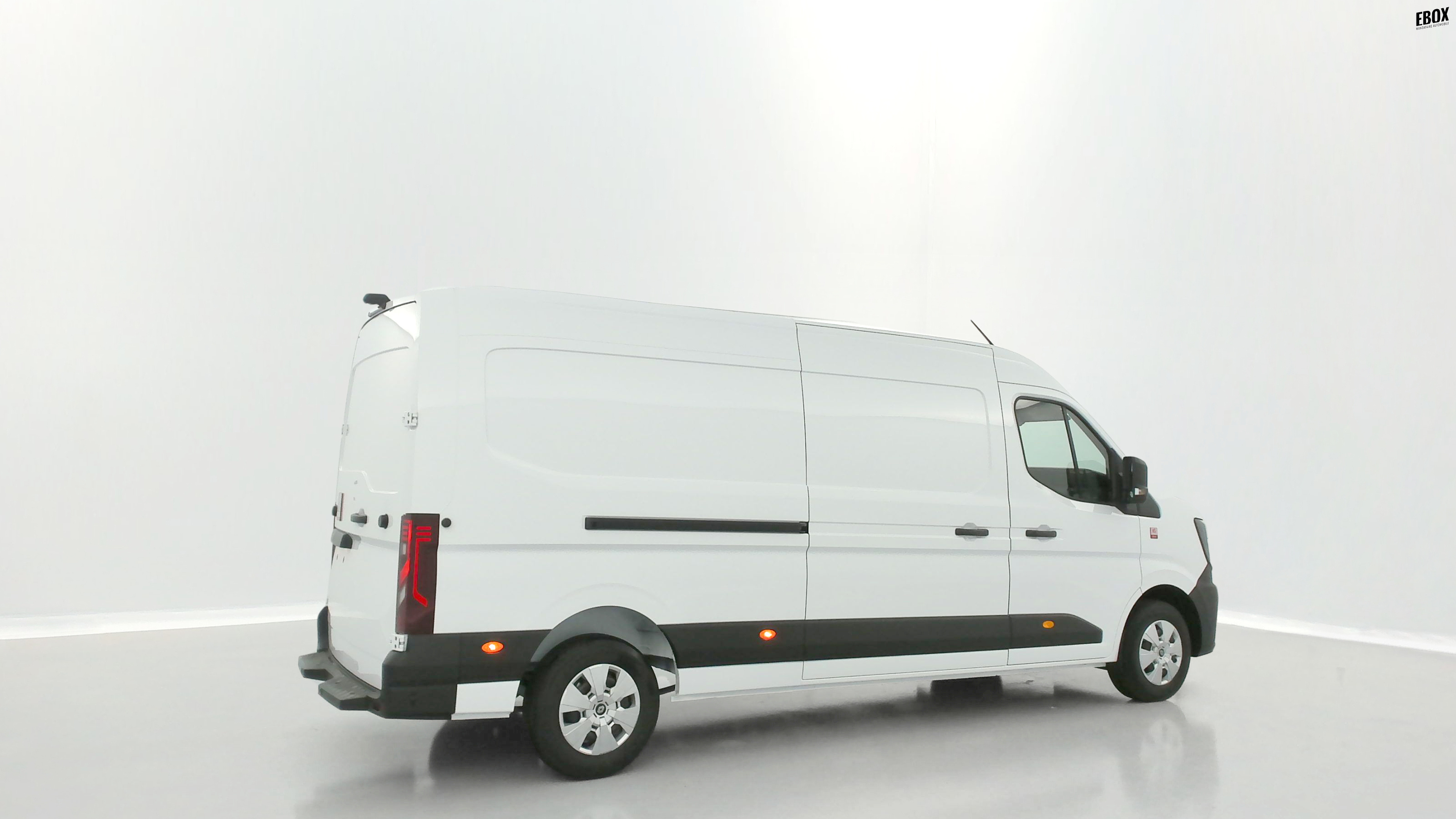 GLI00007111_p53 - RENAULT - MASTER - 2025 - photo 21