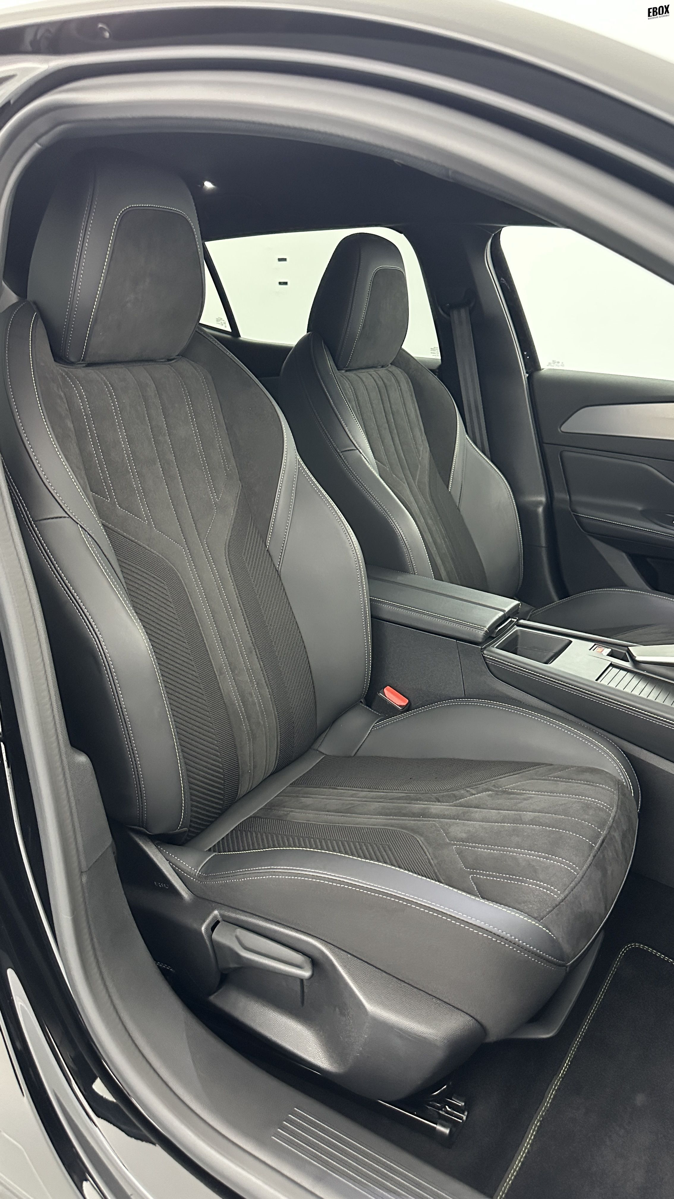 GLI00008455_p53 - PEUGEOT - 408 - 2024 - photo 16