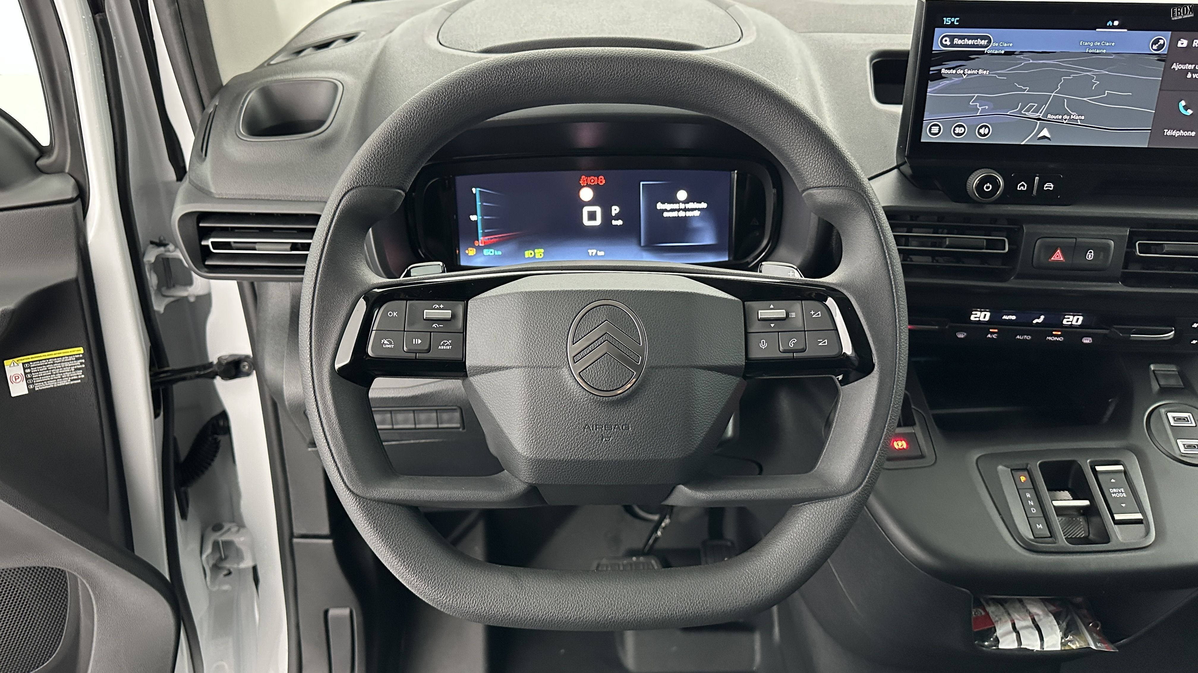 GLI00006601_p53 - CITROEN - BERLINGO - 2025 - photo 11