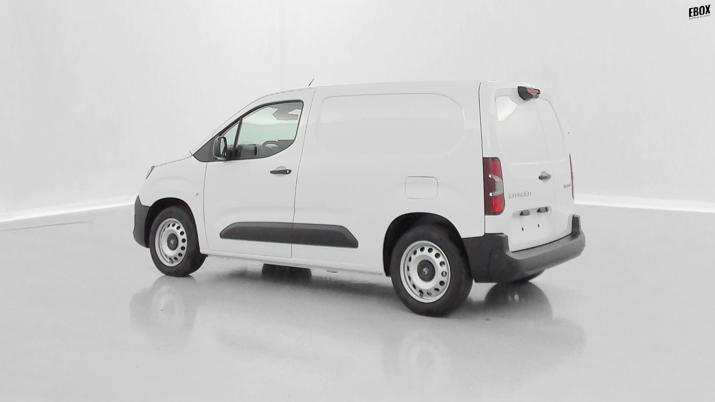 GLI00006601_p53 - CITROEN - BERLINGO - 2025 - photo 24