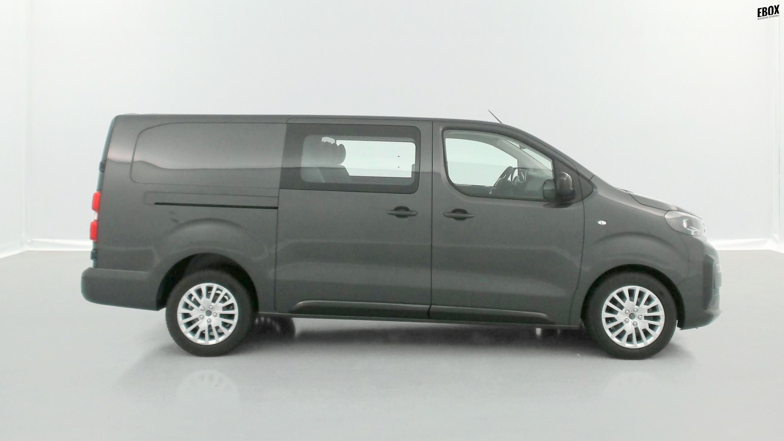 GLI00010615_p53 - PEUGEOT - EXPERT CA - 2025 - photo 19