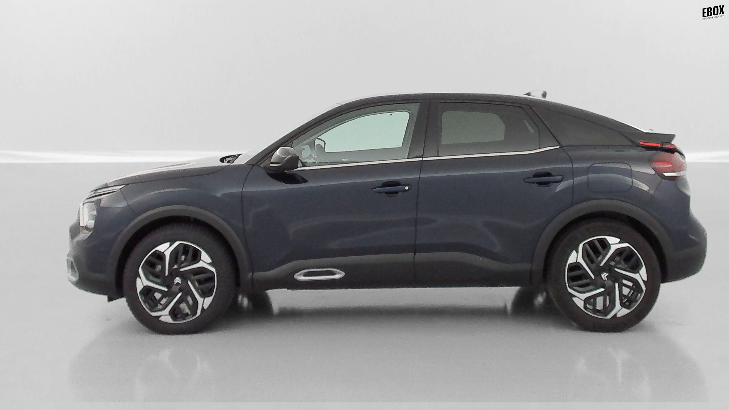 GLI00011077_p53 - CITROEN - C4 - 2024 - photo 4