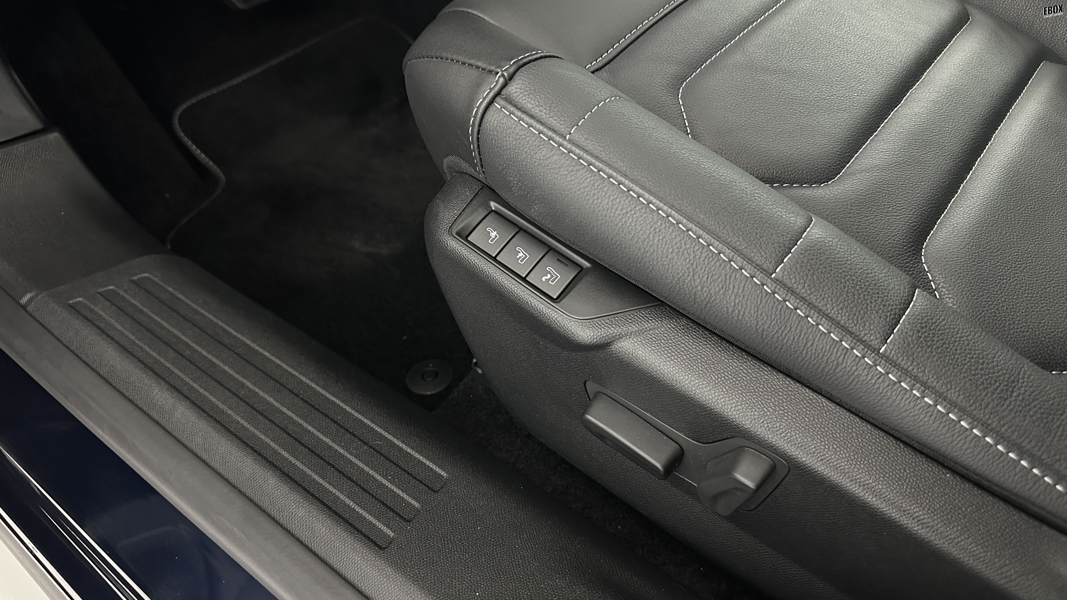 GLI00011077_p53 - CITROEN - C4 - 2024 - photo 24