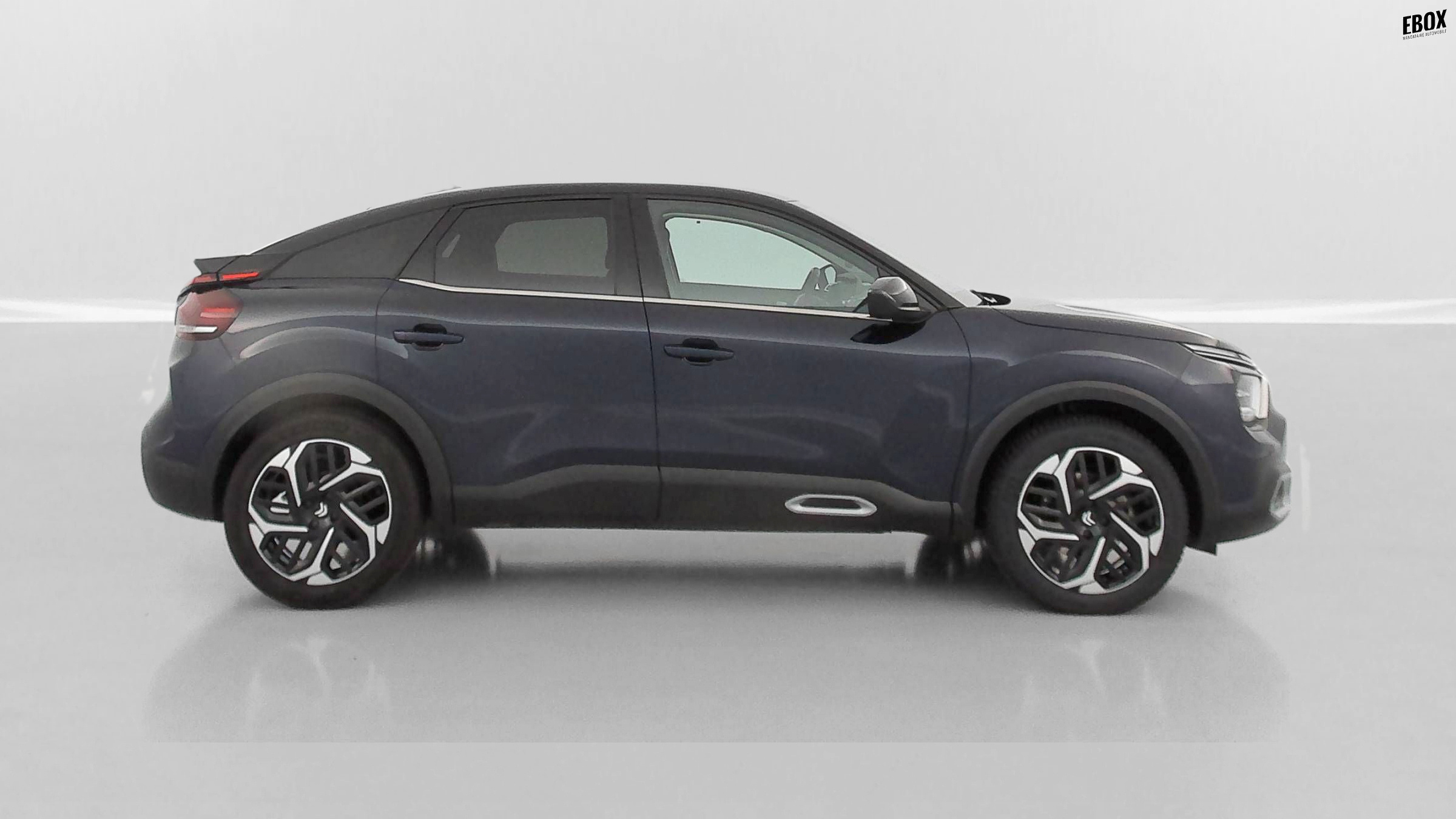 GLI00011077_p53 - CITROEN - C4 - 2024 - photo 30