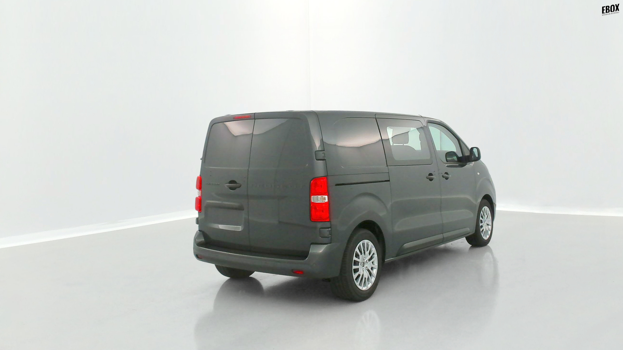 GLI00010301_p53 - PEUGEOT - EXPERT CA - 2025 - photo 17