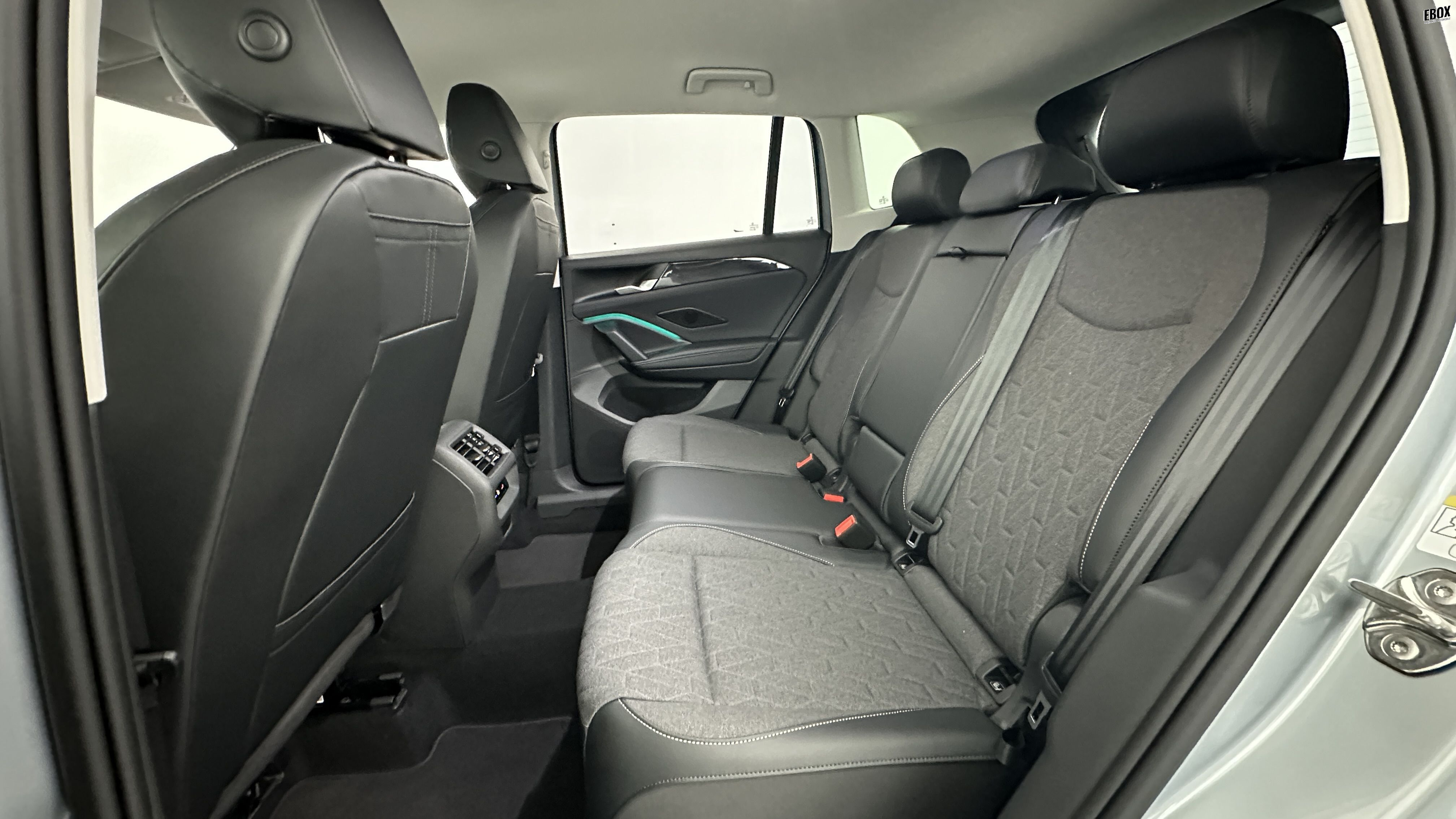 GLI00003110_p53 - VOLKSWAGEN - TIGUAN - 2025 - photo 9