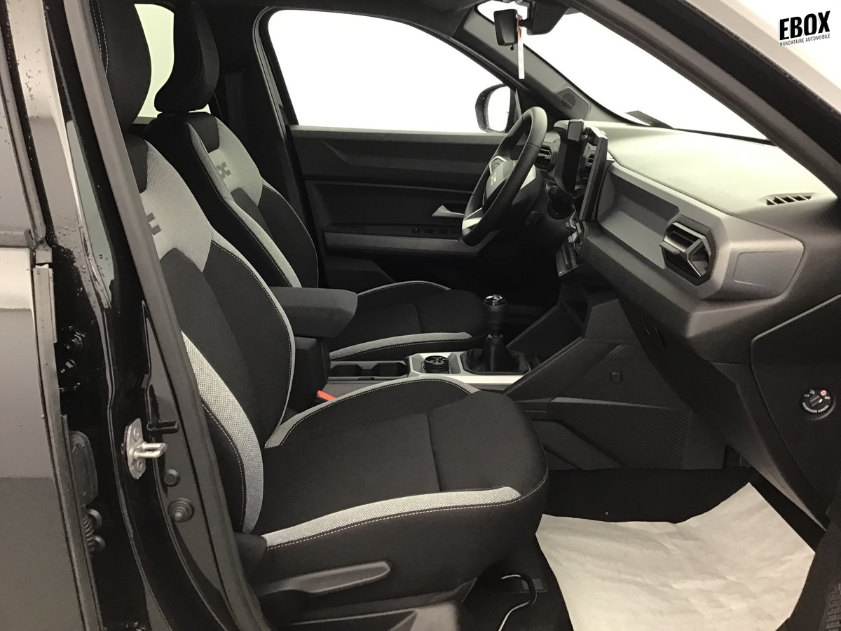 N200282_p3 - DACIA - DUSTER - 2025 - photo 6