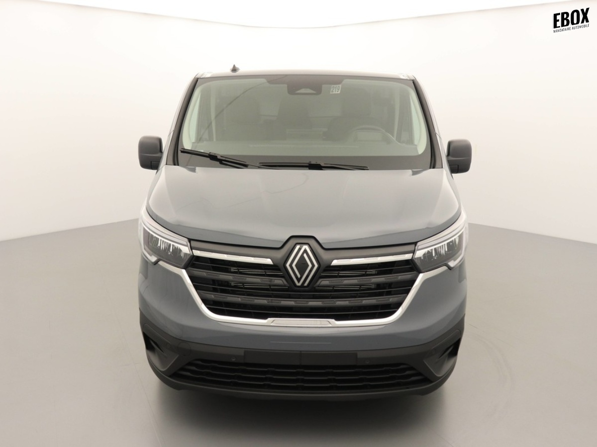 N200345_p3 - RENAULT - TRAFIC - 2025 - photo 3