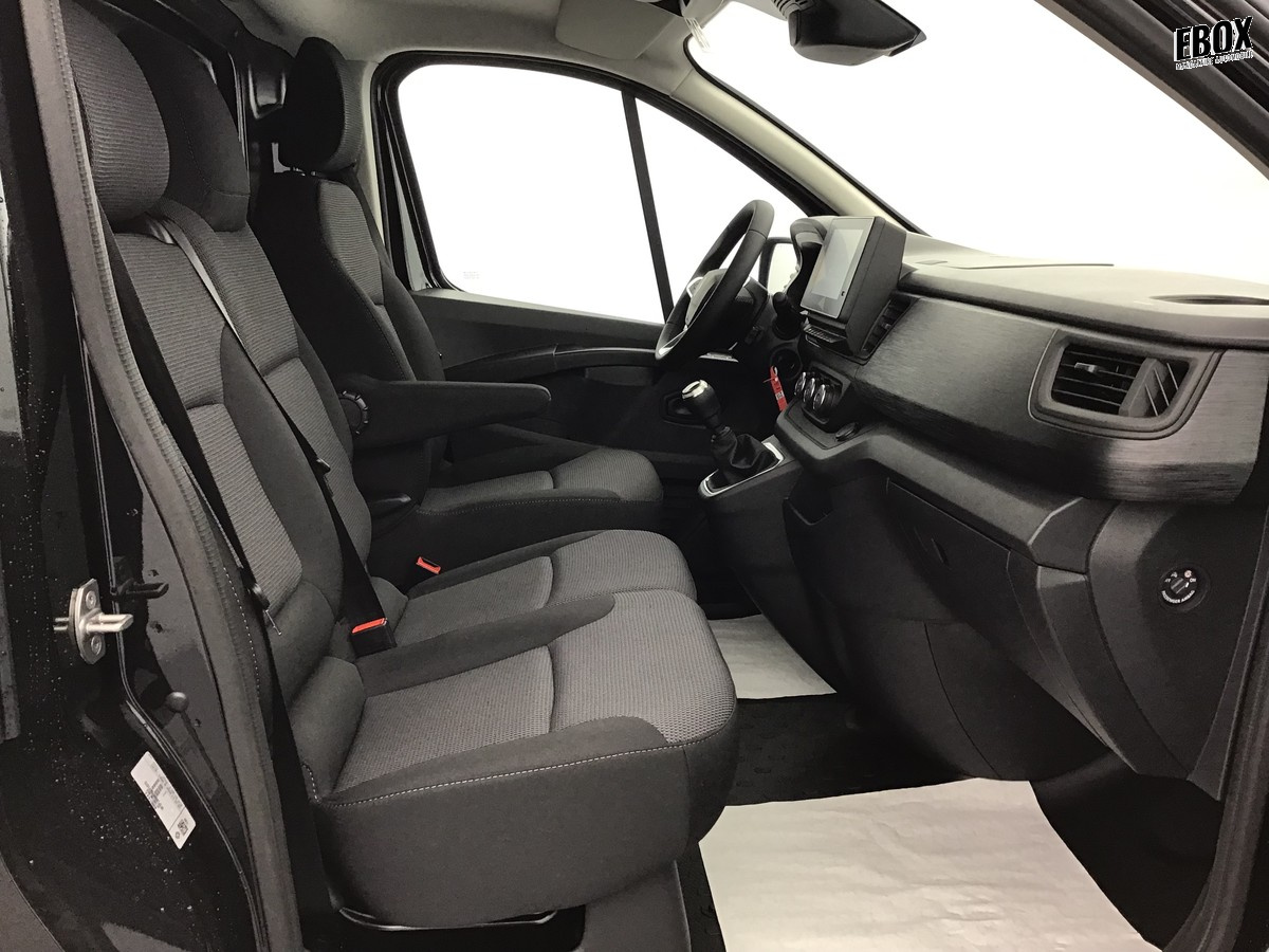 N200352_p3 - RENAULT - TRAFIC - 2025 - photo 6