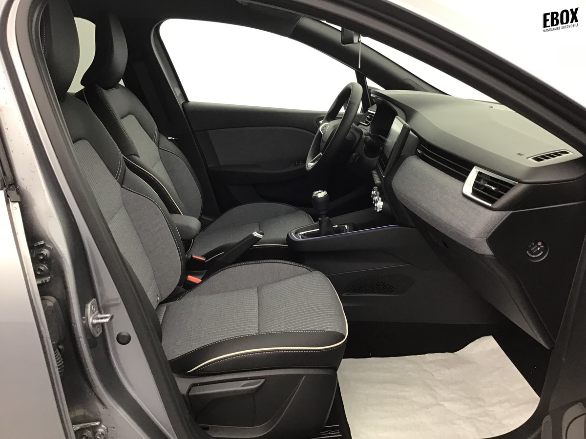 N201080_p3 - RENAULT - CLIO 5 - 2024 - photo 6