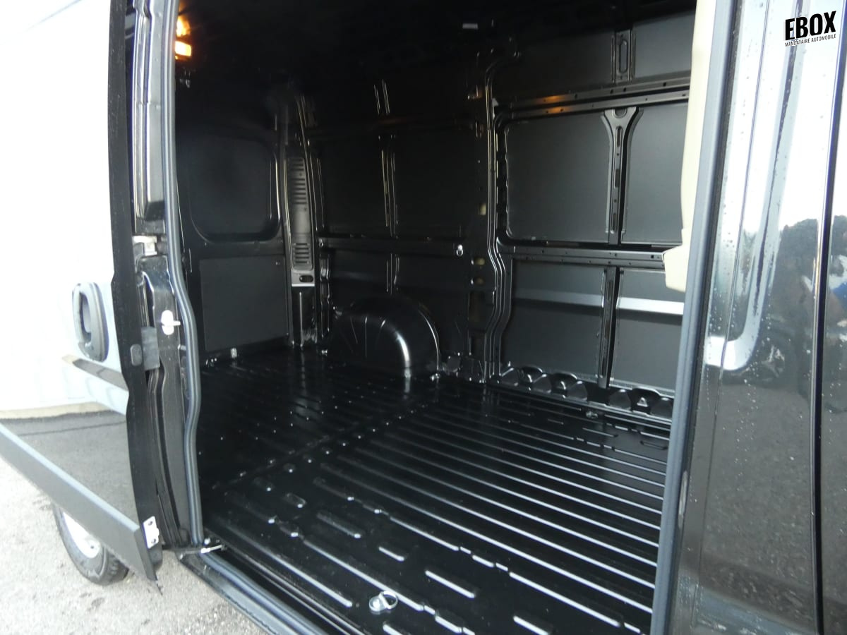 330867_p2 - CITROEN - JUMPER - 2025 - photo 8