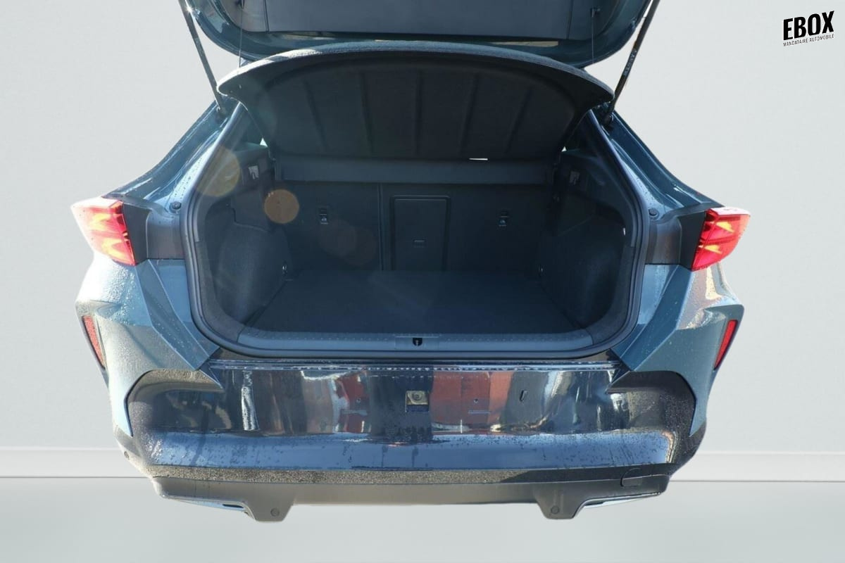 367273_p2 - CUPRA - FORMENTOR - 2025 - photo 10