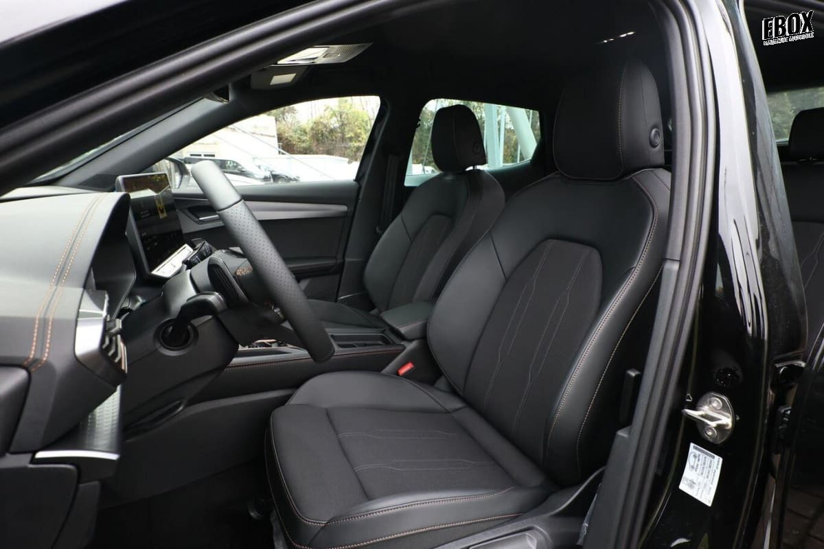 367274_p2 - CUPRA - FORMENTOR - 2025 - photo 4