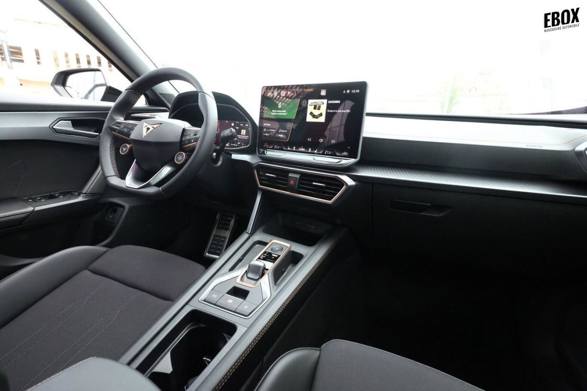 367274_p2 - CUPRA - FORMENTOR - 2025 - photo 7