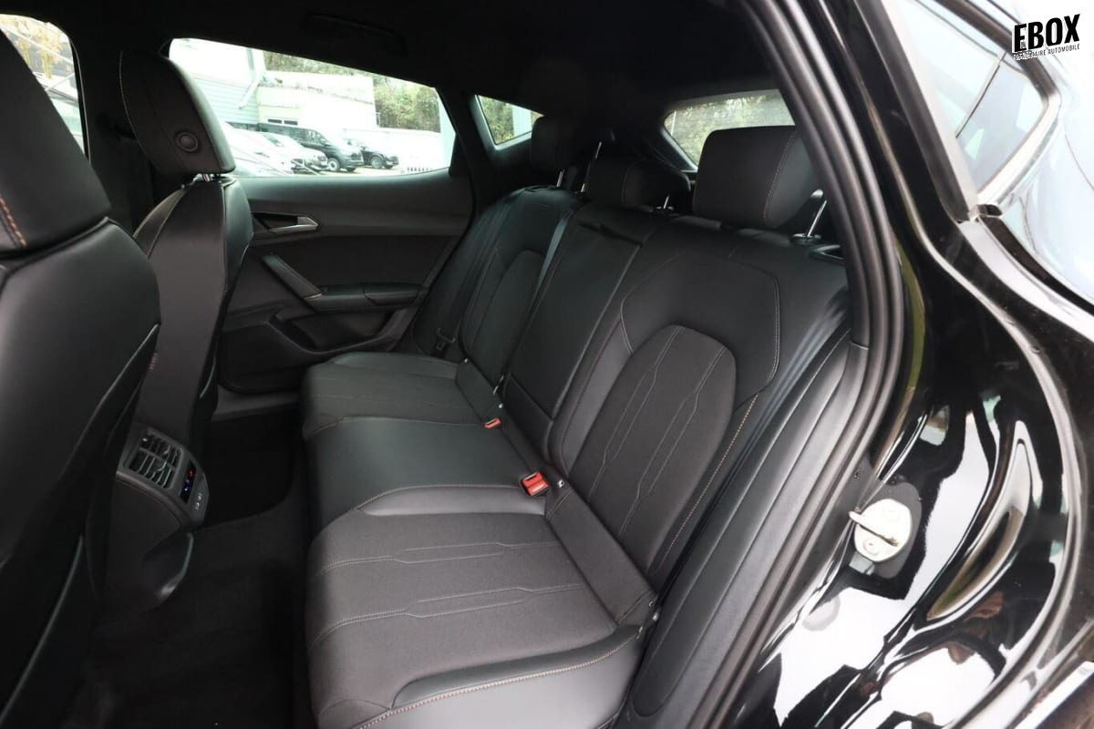 367274_p2 - CUPRA - FORMENTOR - 2025 - photo 8