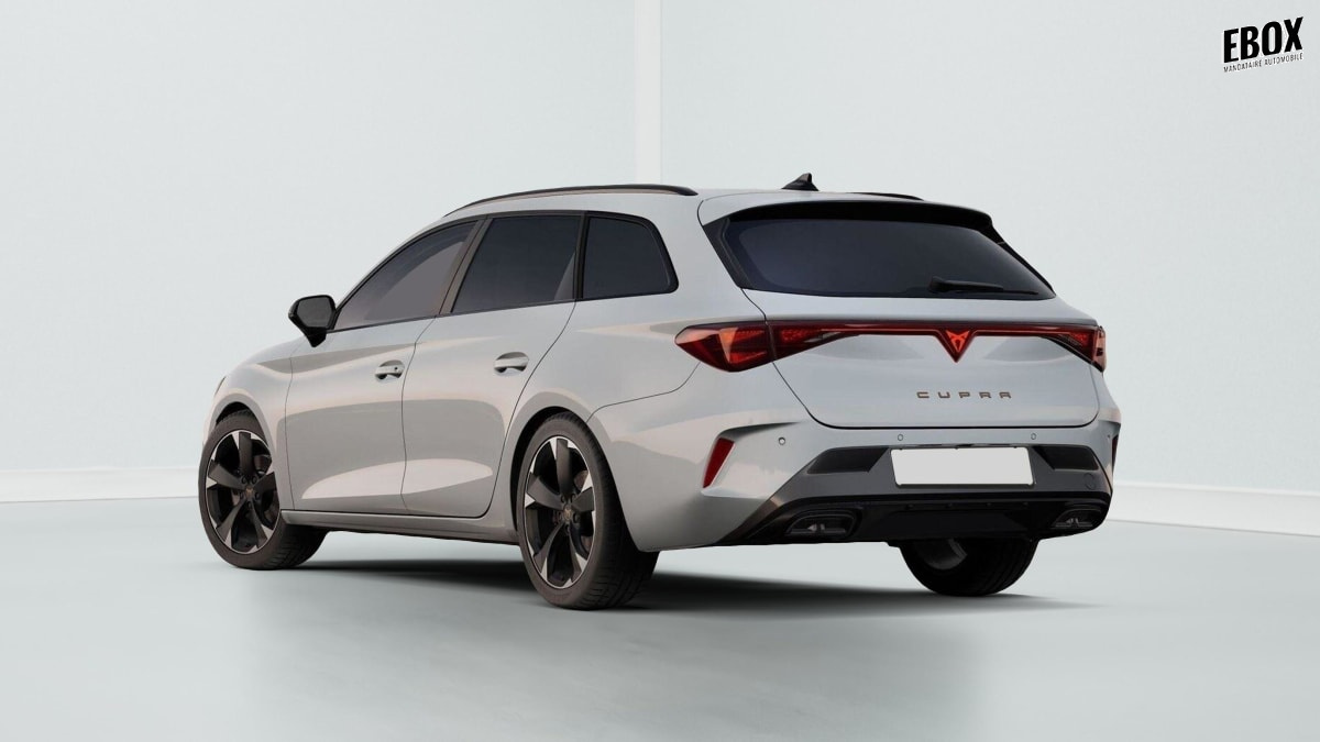 367710_p2 - CUPRA - LEON - 2025 - photo 3