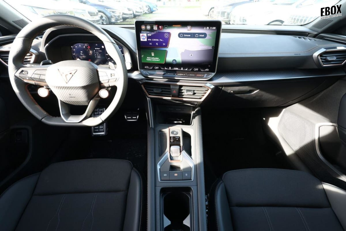 367498_p2 - CUPRA - LEON - 2025 - photo 7