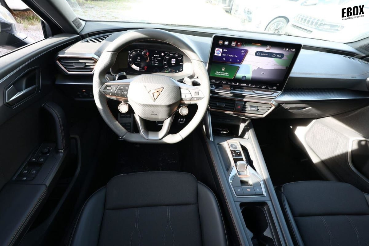 367498_p2 - CUPRA - LEON - 2025 - photo 6