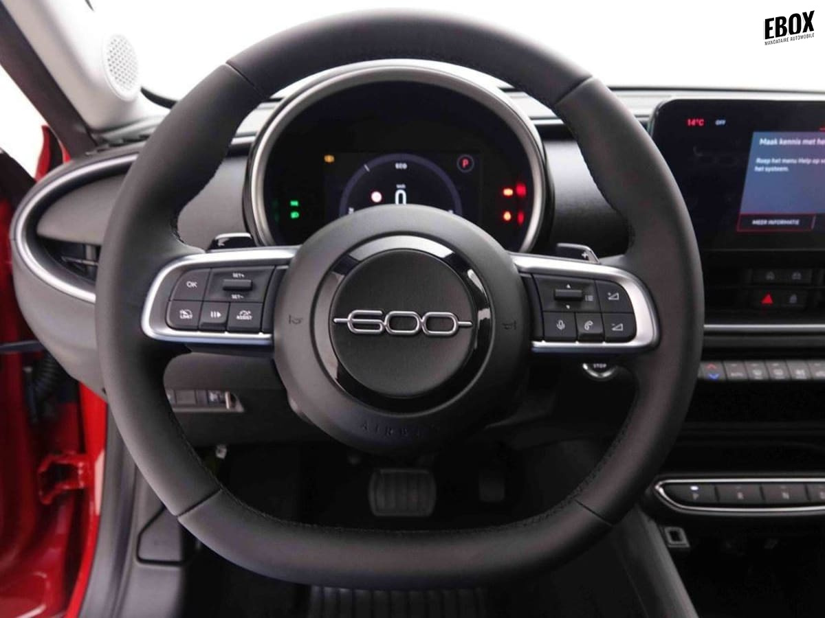 366632_p2 - FIAT - 600 - 2025 - photo 8