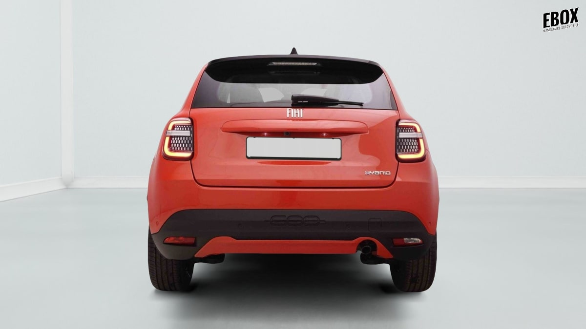 366609_p2 - FIAT - 600 - 2025 - photo 4