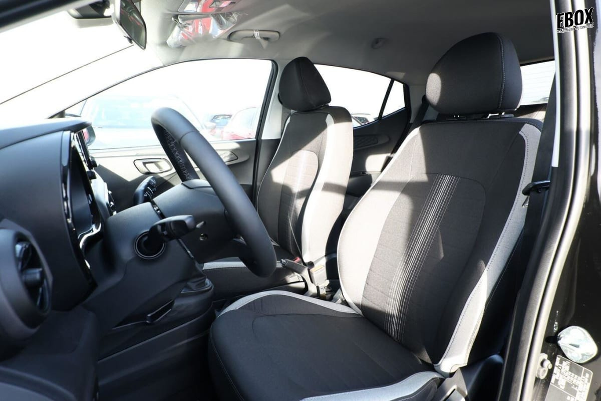 368589_p2 - HYUNDAI - I 10 - 2025 - photo 6