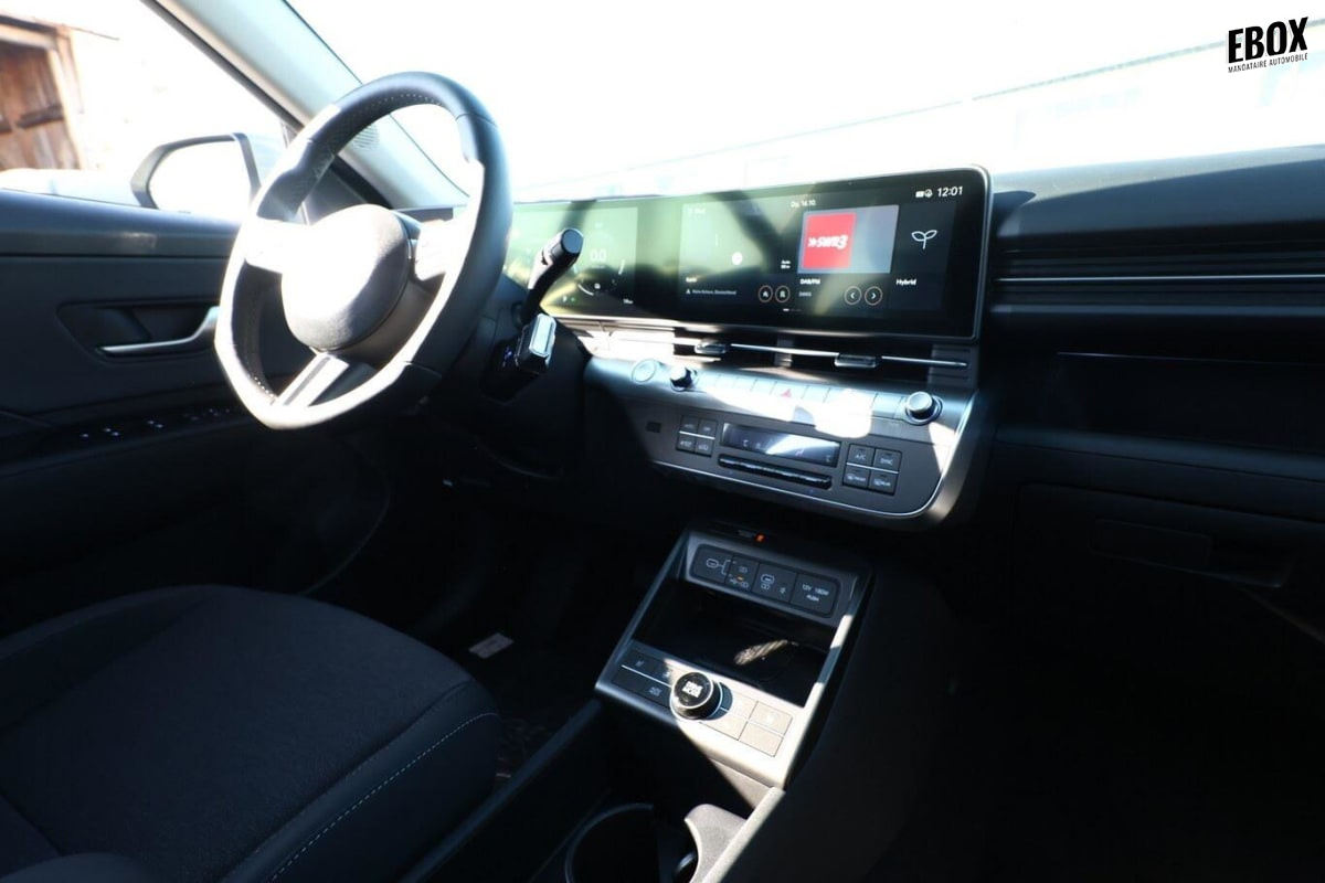 367506_p2 - HYUNDAI - KONA - 2025 - photo 9