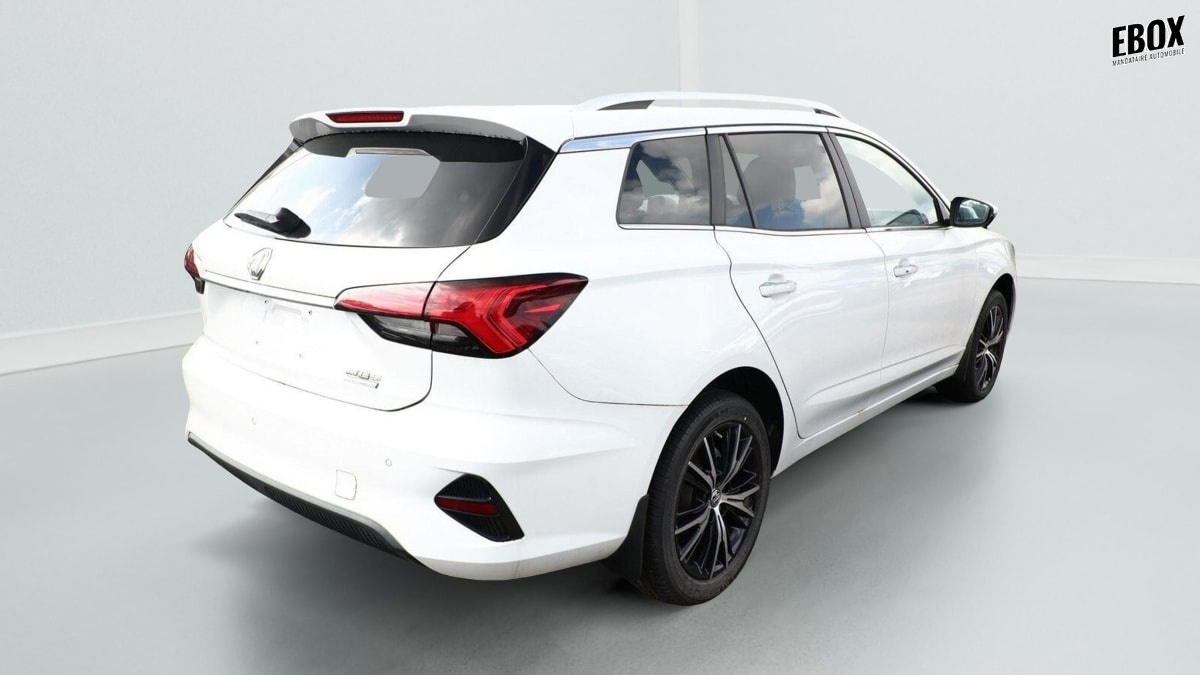 368583_p2 - MG - MG5 - 2025 - photo 3